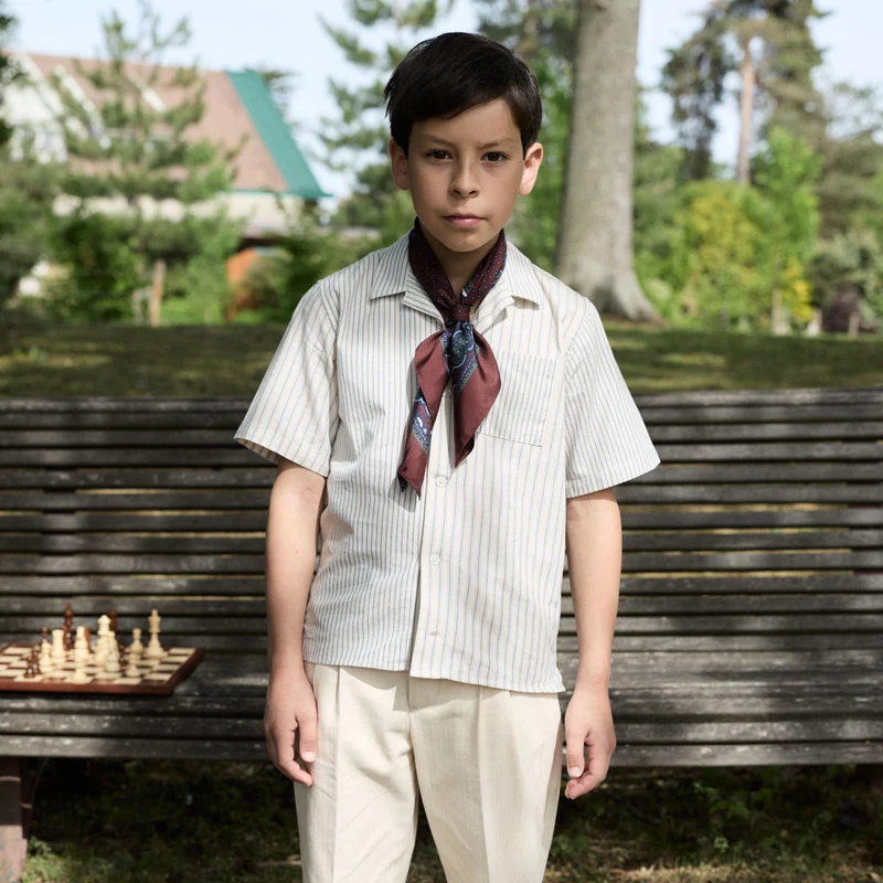 Chemise enfant à manches courtes écru à rayures bleues