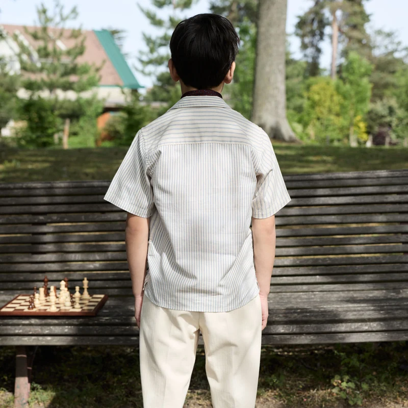 Chemise enfant à manches courtes écru à rayures bleues