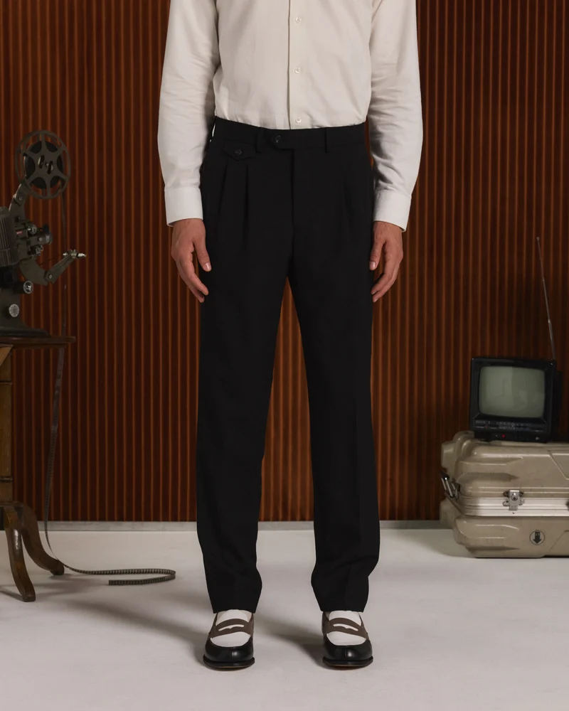Pantalon à pinces en flanelle de laine noire