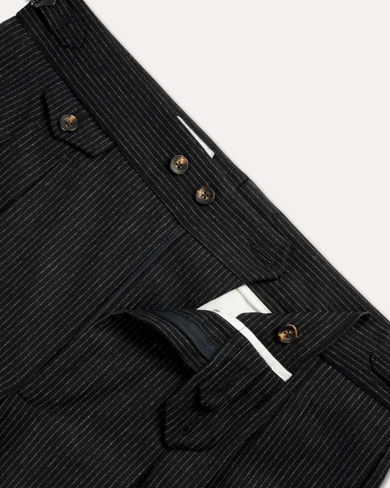 Pantalon à pinces en flanelle de laine marine à rayure
