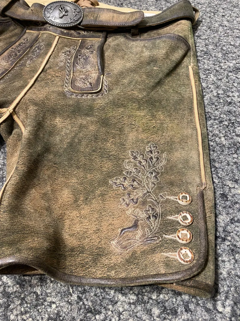 Lederhose G´Weih & Silk nussantik