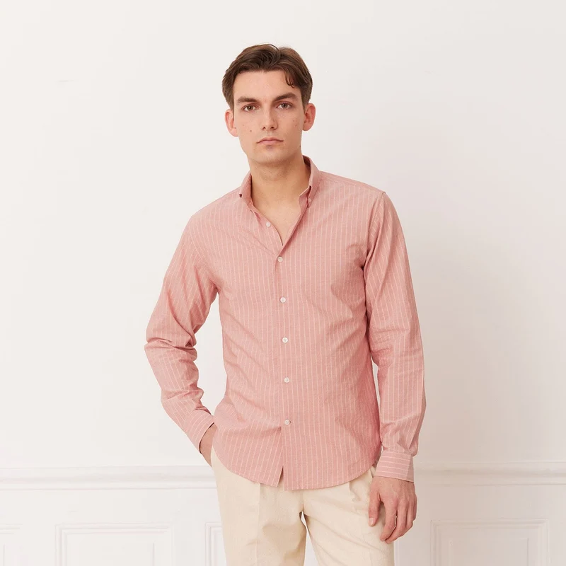 Chemise rose à rayures