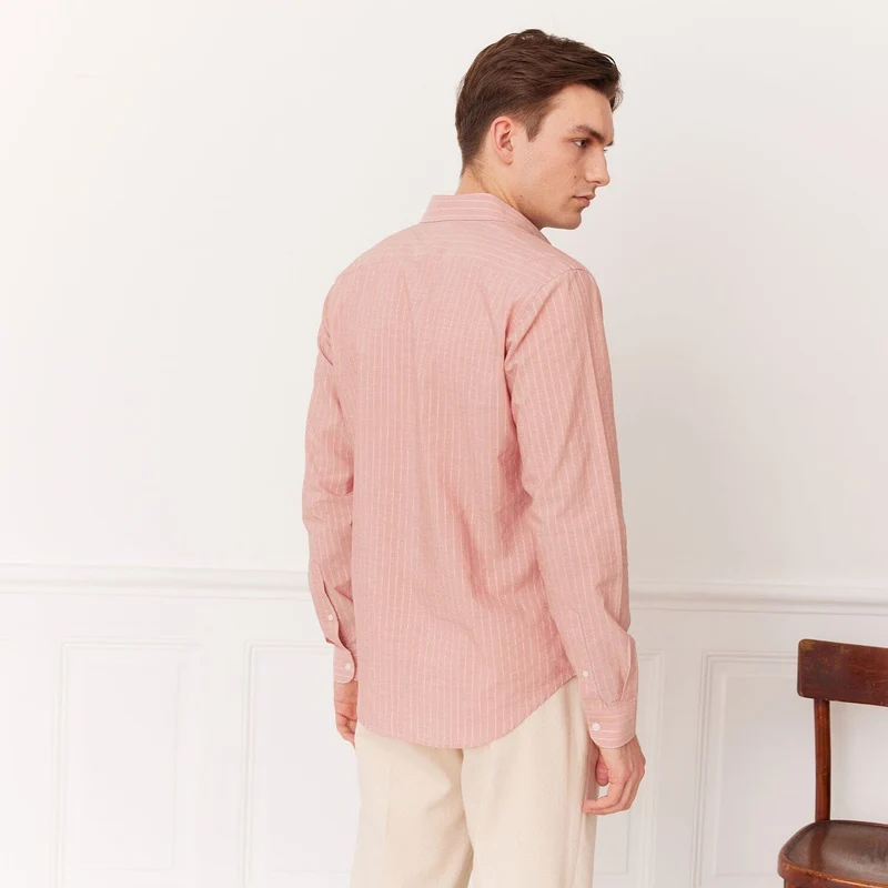 Chemise rose à rayures