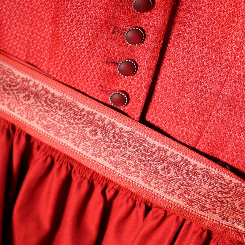 Wenger Dirndl Eileen Rot Knopfleiste 70cm