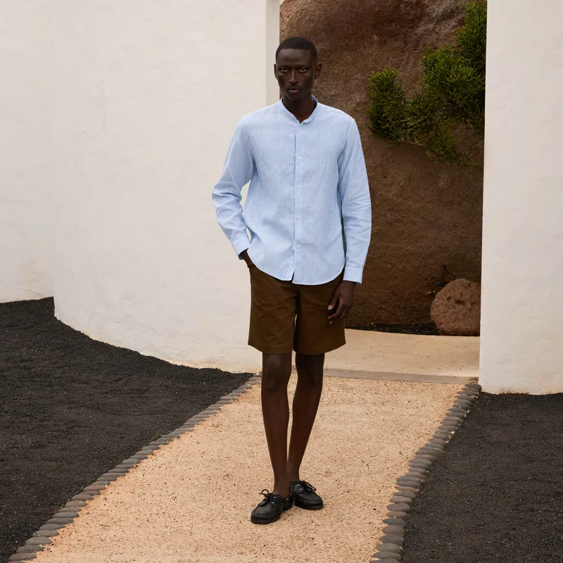 Chemise en coton et lin à rayures bleues