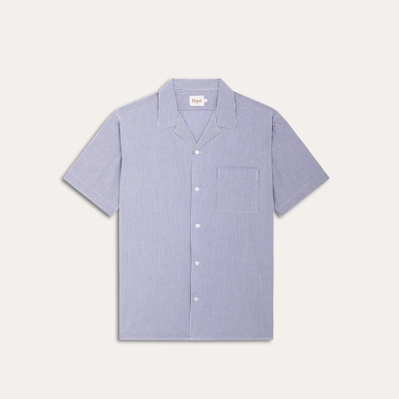 Chemise à manches courtes en seersucker blanc à rayures bleues