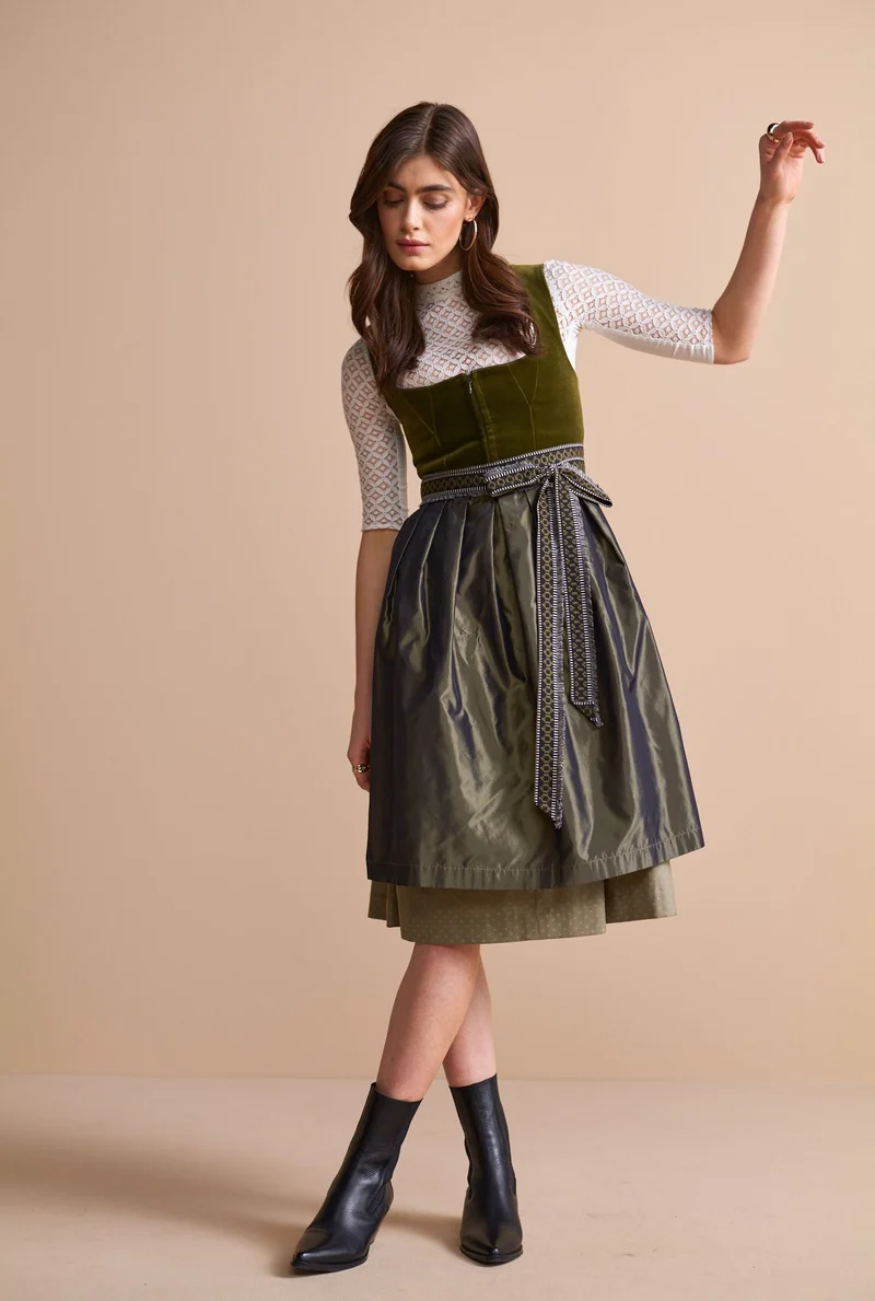 Dirndl Riani