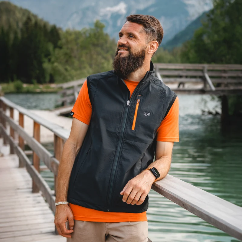 Laufweste Herren- SHIELD - Merino Inside