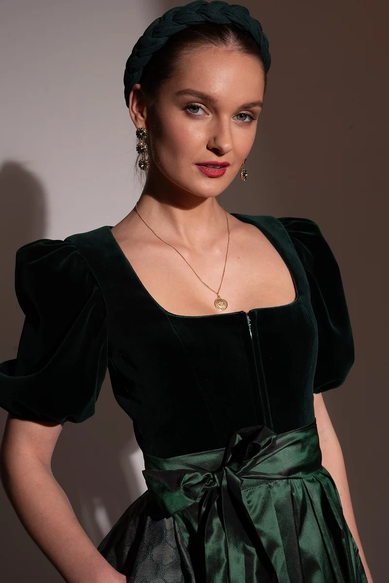 Samtdirndl Mona mit abnehmbarem Puffarm