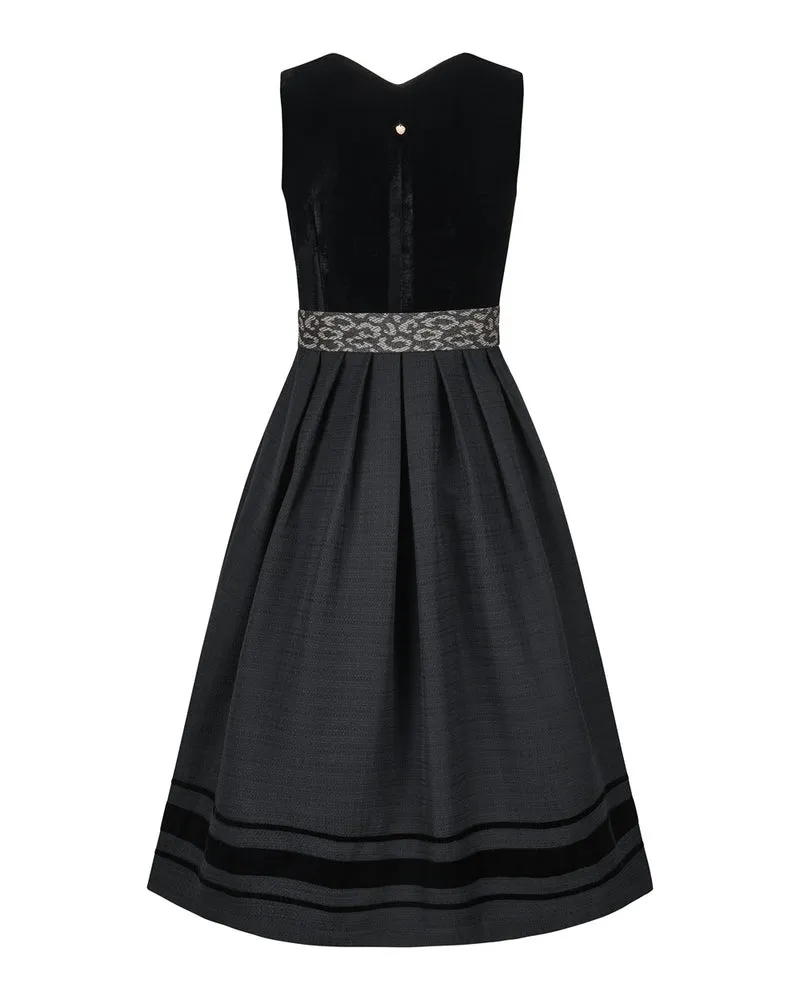 Dirndl Leo mit abnehmbarem Flügelarm