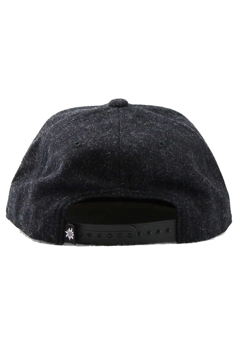 Snapback Cap 'Kreizweis'