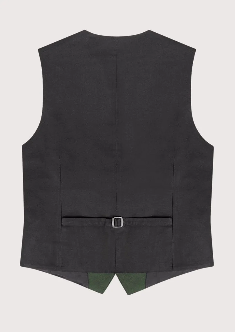 Classic Bavarian Vest – Timeless Alpine Style