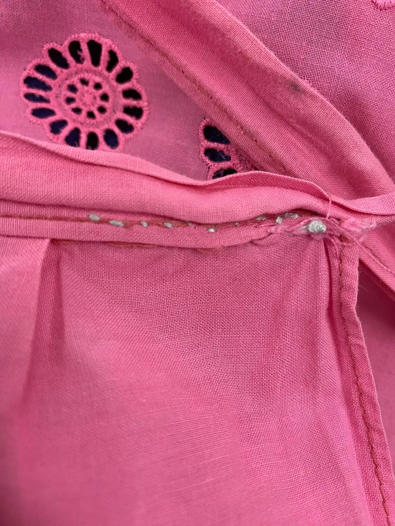 Vintage Dirndl Gr. 46/48 Dunkelblau bestickt mit Bluse & rosa Spitzenschürze