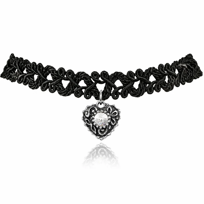 LUISIA® Spitzen Kropfband "Malina" mit Herzanhänger | Schwarz