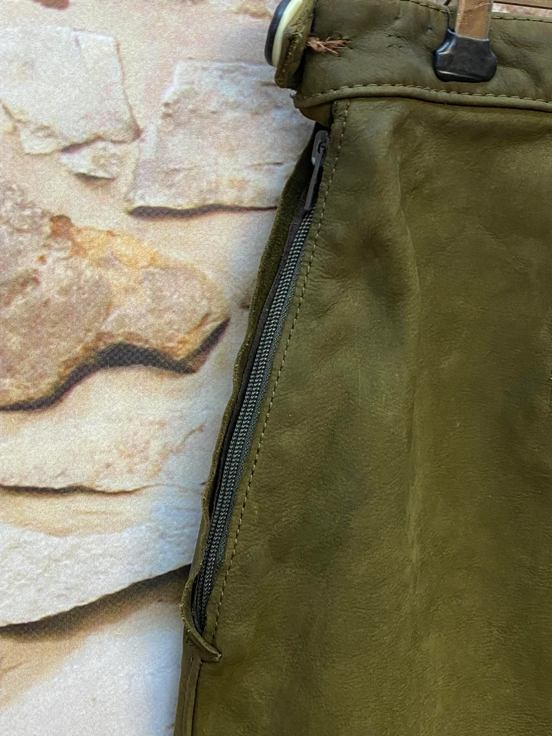 Vintage Damen Kniebundlederhose Olivgrün – ca. Gr. 44