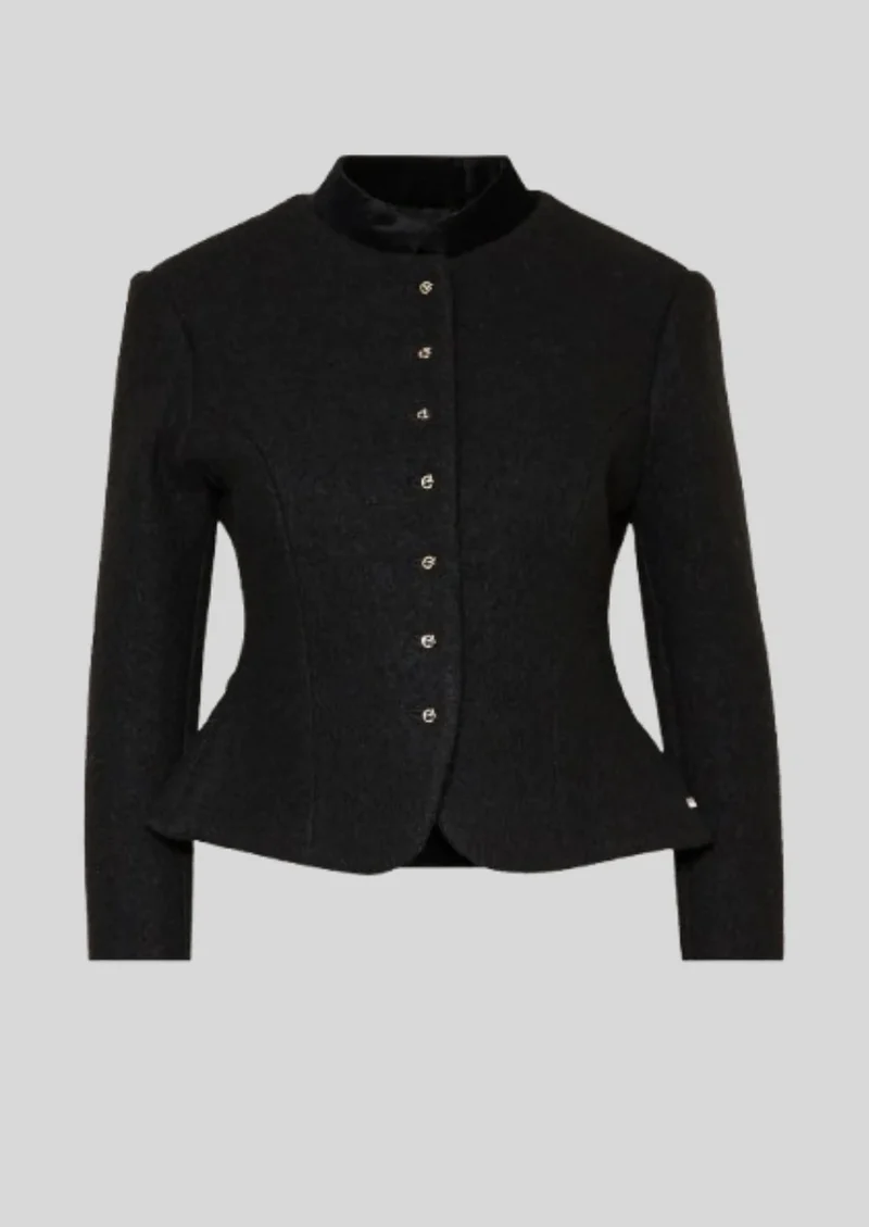 Womens Black Alpine Jacket Fit
