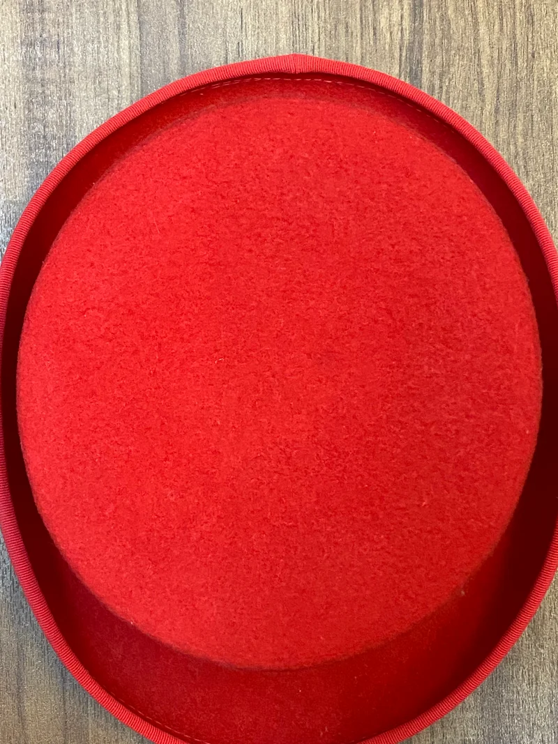 Damen Zylinder rot Gr. 54 – kleiner Vintage Hut für Kostüm & Steampunk