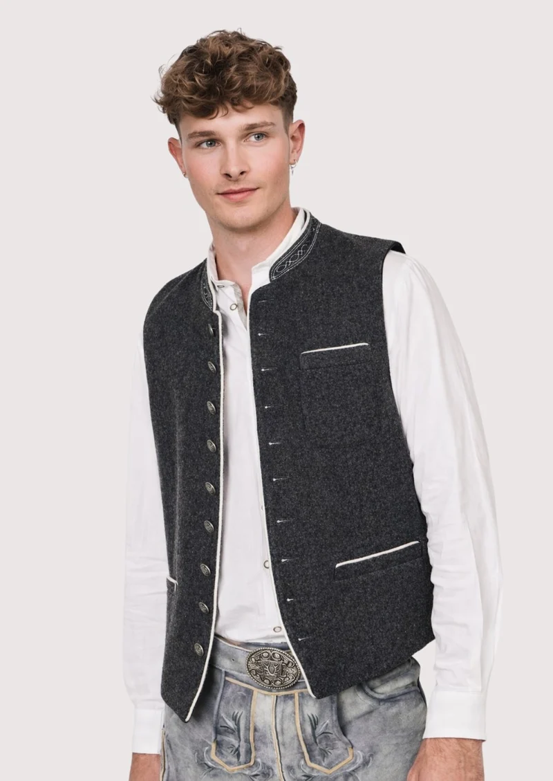 Oktoberfest Spirit Vest – Celebrate Bavarian Traditions
