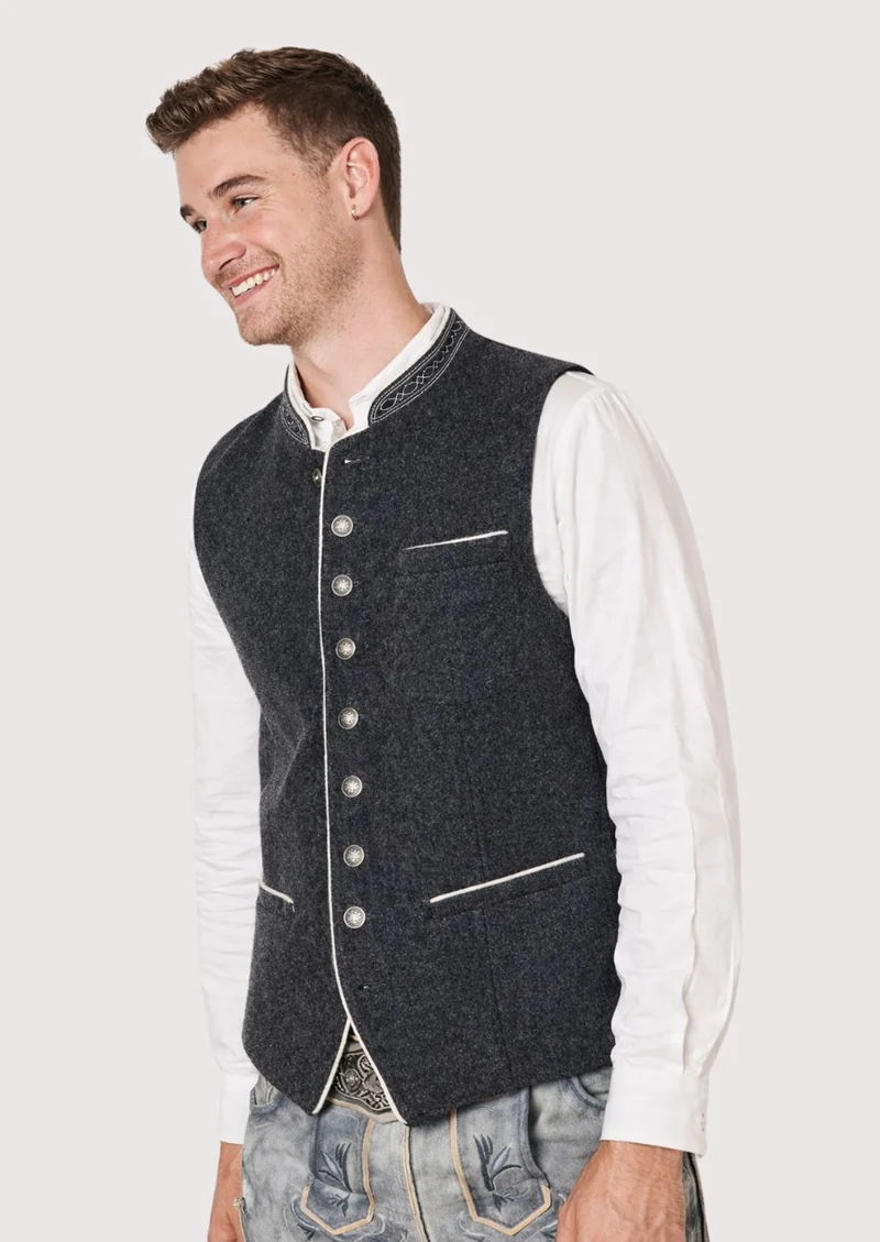 Oktoberfest Spirit Vest – Celebrate Bavarian Traditions