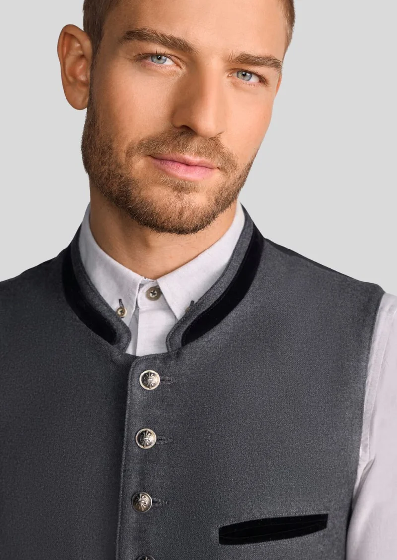 Luxurious Trachten Vest Grey – Perfect for Oktoberfest