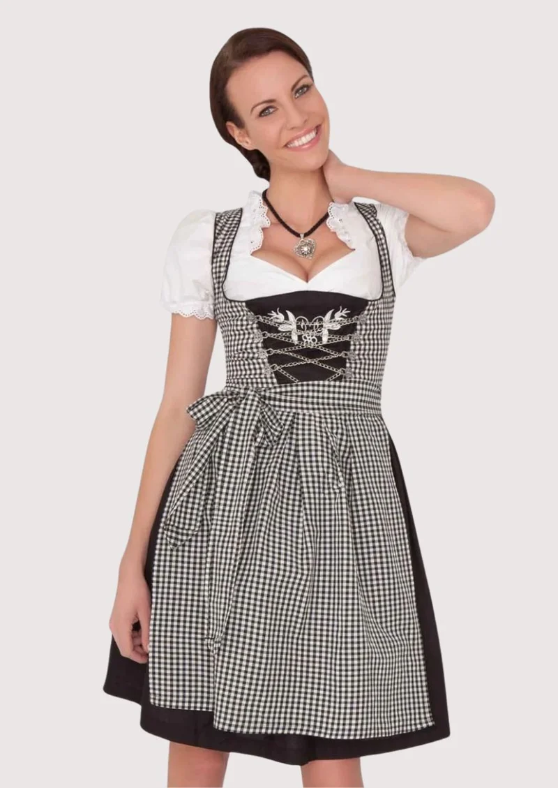 Women’s Gingham Dirndl Outfit Wear