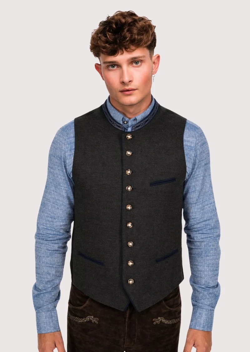 Mountain Heritage Wool Vest – Tradition Meets Comfort