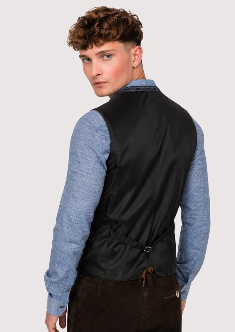 Mountain Heritage Wool Vest – Tradition Meets Comfort