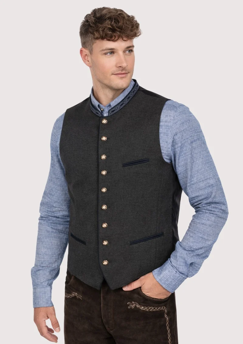 Alpine Legacy Wool Vest – Crafted for Classic Comfort