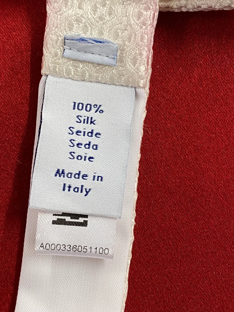 Vintage Fliege Seide Cremeweiß gemustert – Made in Italy | elegante Herrenfliege
