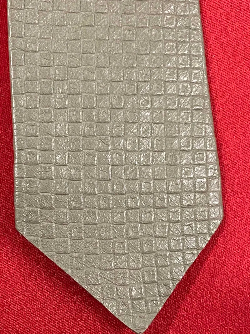 Vintage Lederkrawatte Grau mit Struktur – klassische Herren Krawatte