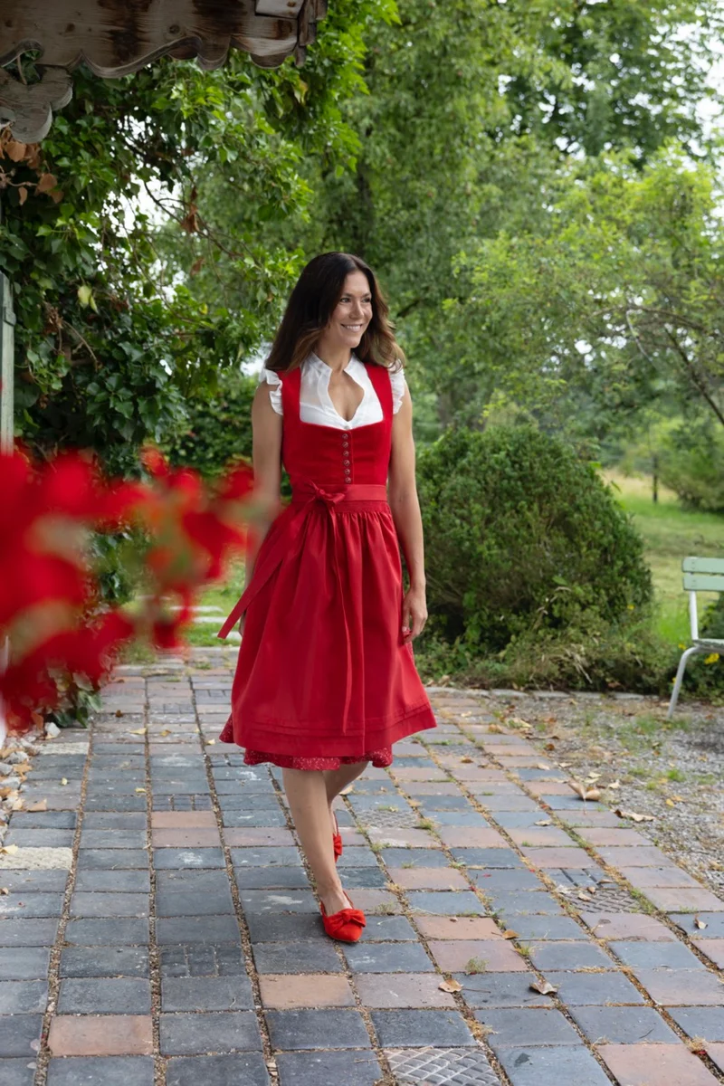 Dirndlbluse aus Organza