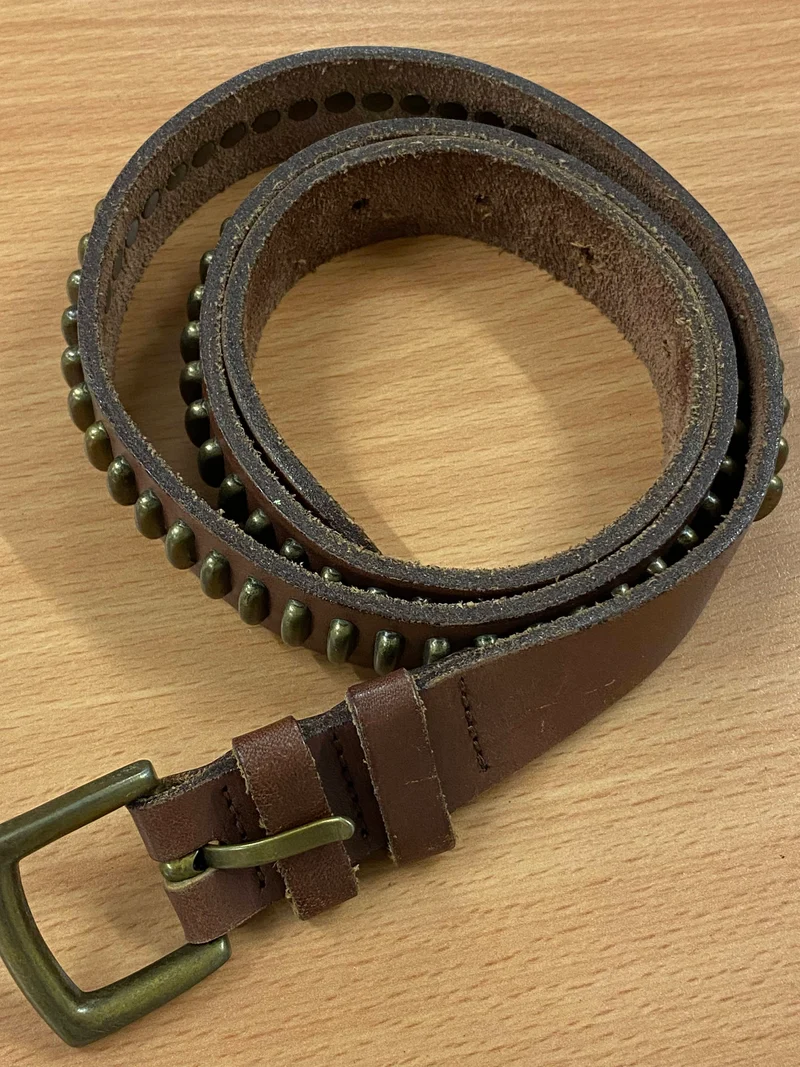 Vintage Ledergürtel mit Metalleinsätzen