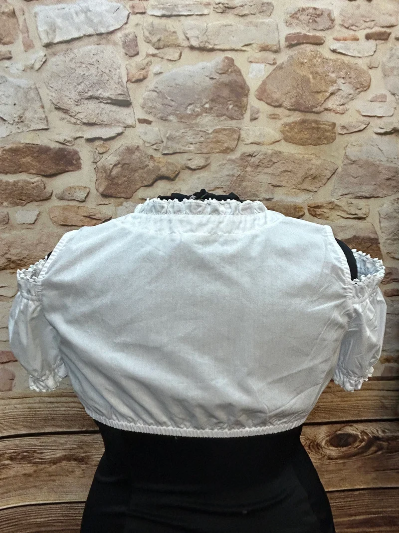 Dirndlbluse weiß - Spitzenkante - Raffung, Gr. 48