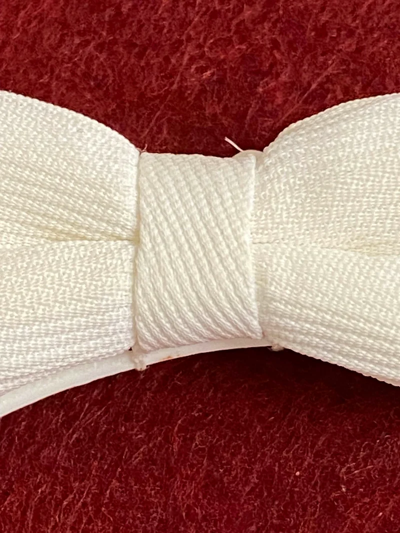 Vintage Fliege Cremeweiß – 2 Stück