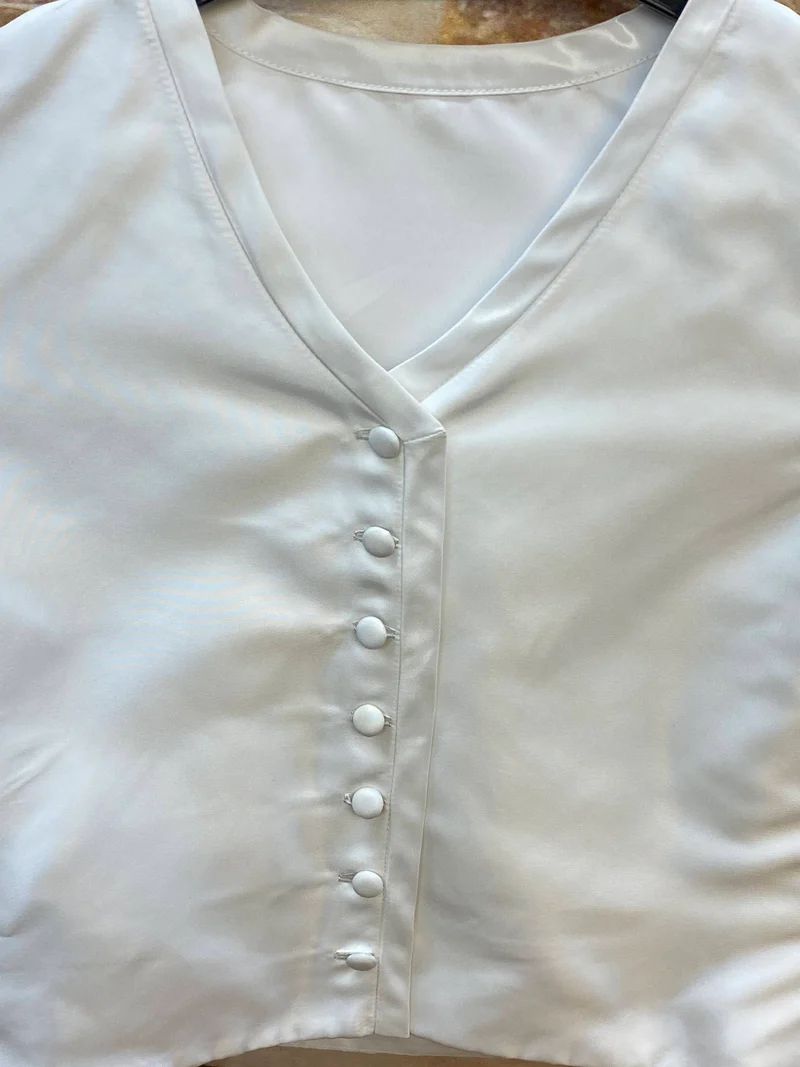Kommunion Bolero Mädchen weiß Gr. 146 – festliche Jacke mit Zierknöpfen