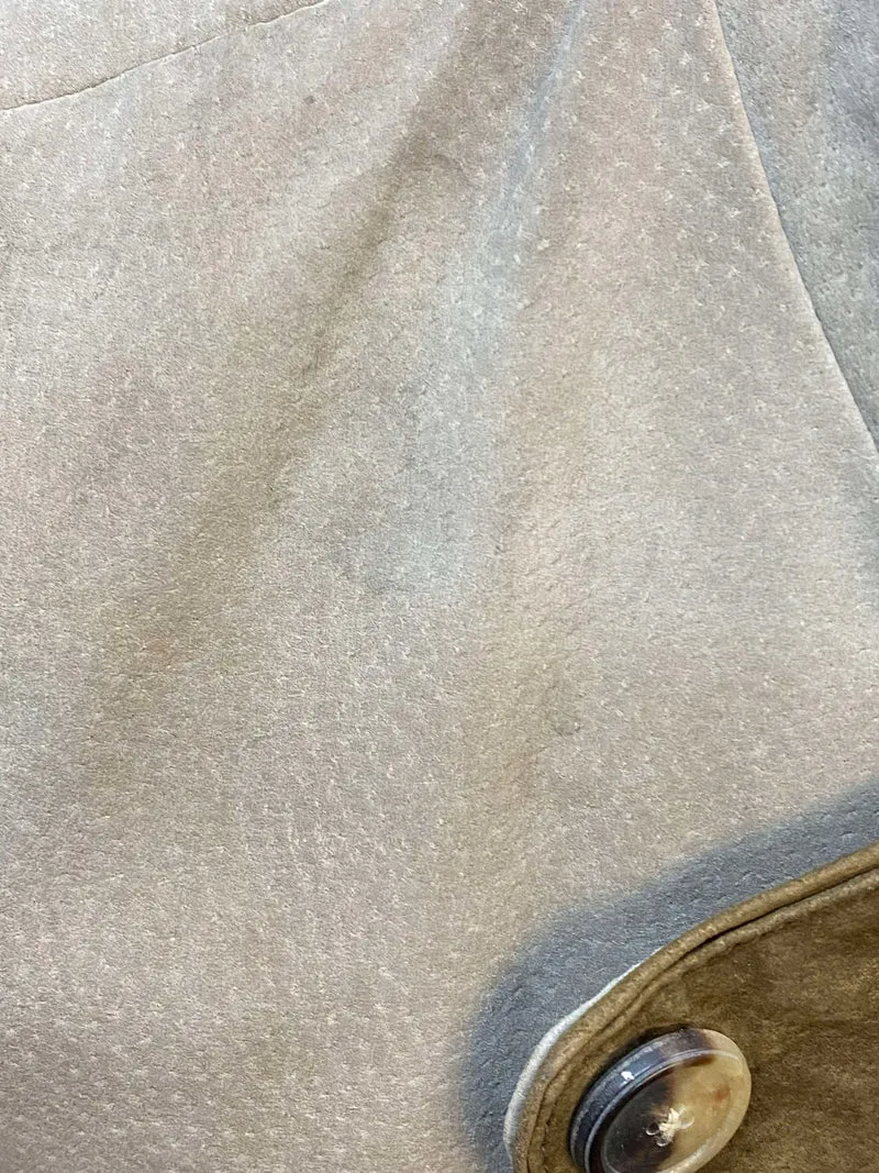 Vintage Trachtenweste Leder Beige mit Stickerei – Gr. 52