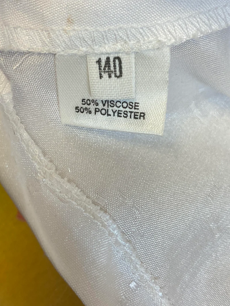 Kommunion Bolero Mädchen weiß Gr. 140 – festlicher Bolero mit feinem Muster