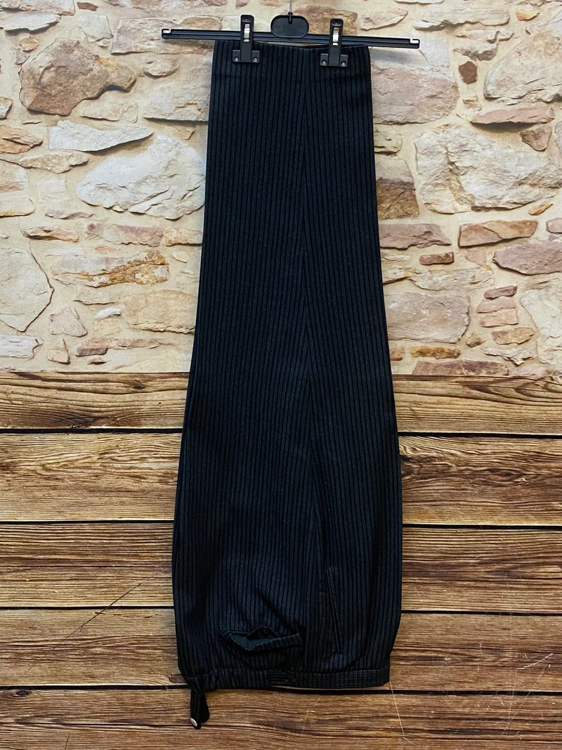 Vintage Stresemannhose Gr. 52 – 100% Wolle, grau/schwarz gestreift