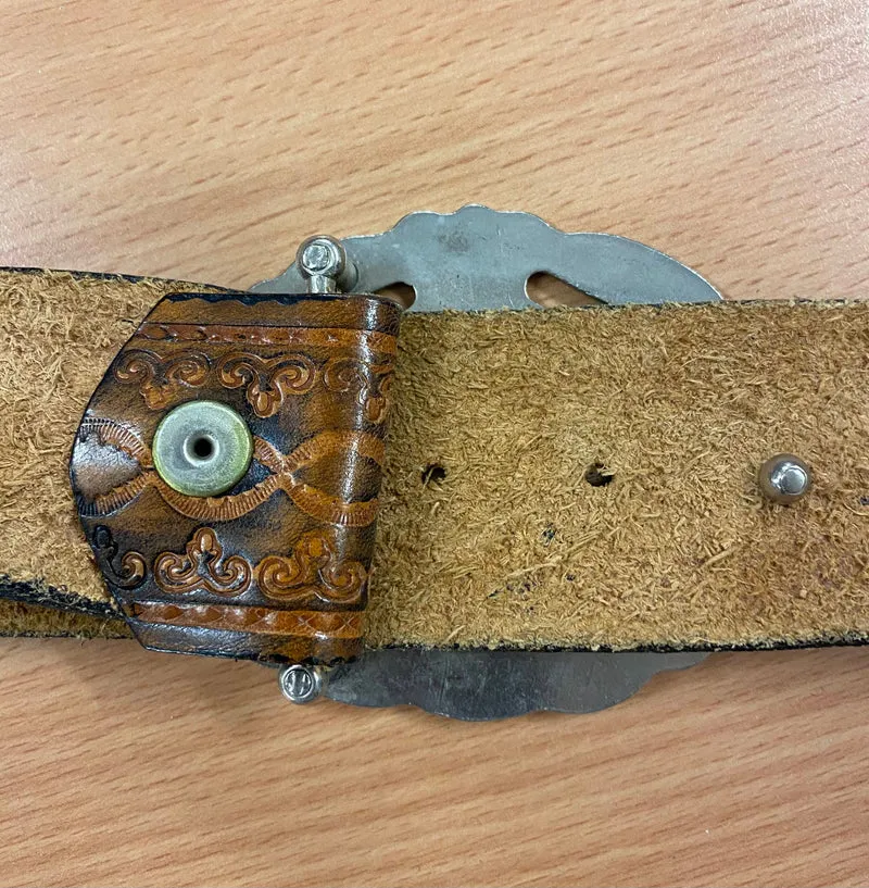 Vintage Leder-Gürtel mit barockem Metallverschluss