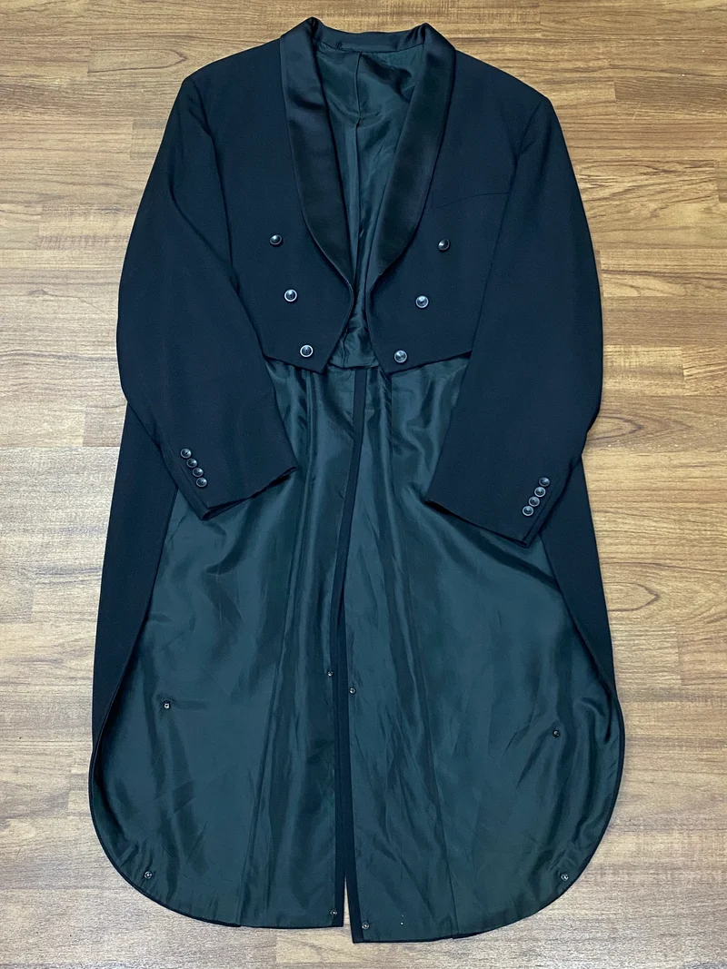 Vintage Frack aus hochwertiger Schurwolle Gr.52