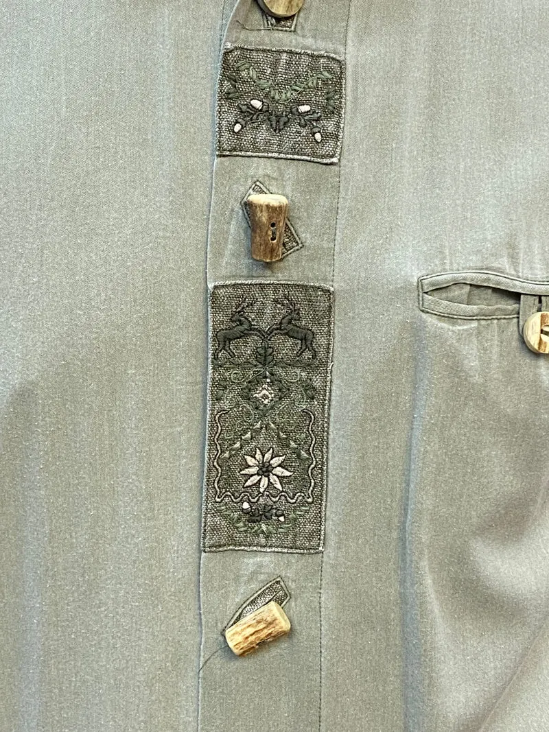 Trachtenhemd – langarm – Gr.40 – grün Stickerei