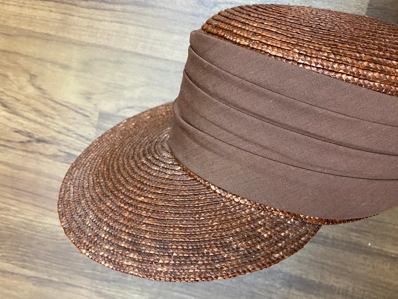 Brauner Vintage Strohut für Damen mit großem Schirm, Gr.57