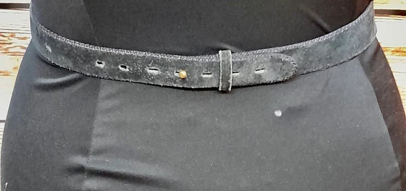 Trachtenledergürtel - Damen - Schwarz mit Edelweißapplikationen, Gr.XL