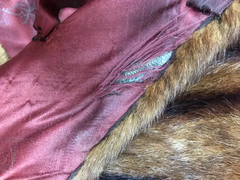 True Vintage, Luxuriöses Vintage-Fellcape von Fur Doctors