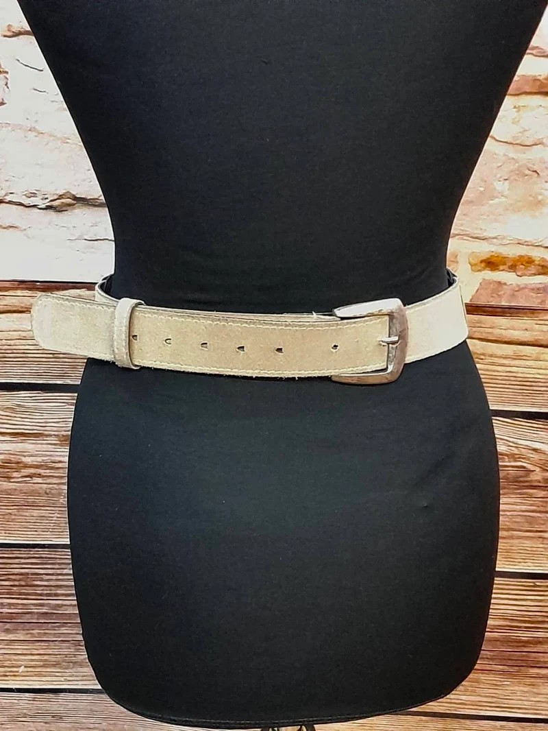 Vintage Trachtengürtel beige – Herzdetail, Gr.XL