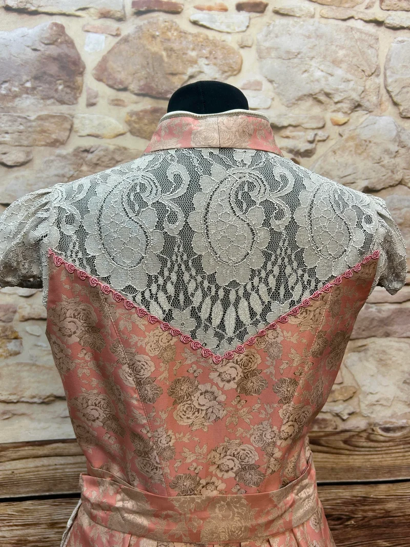 Dirndl beige rosa – Tramontana, Gr.40