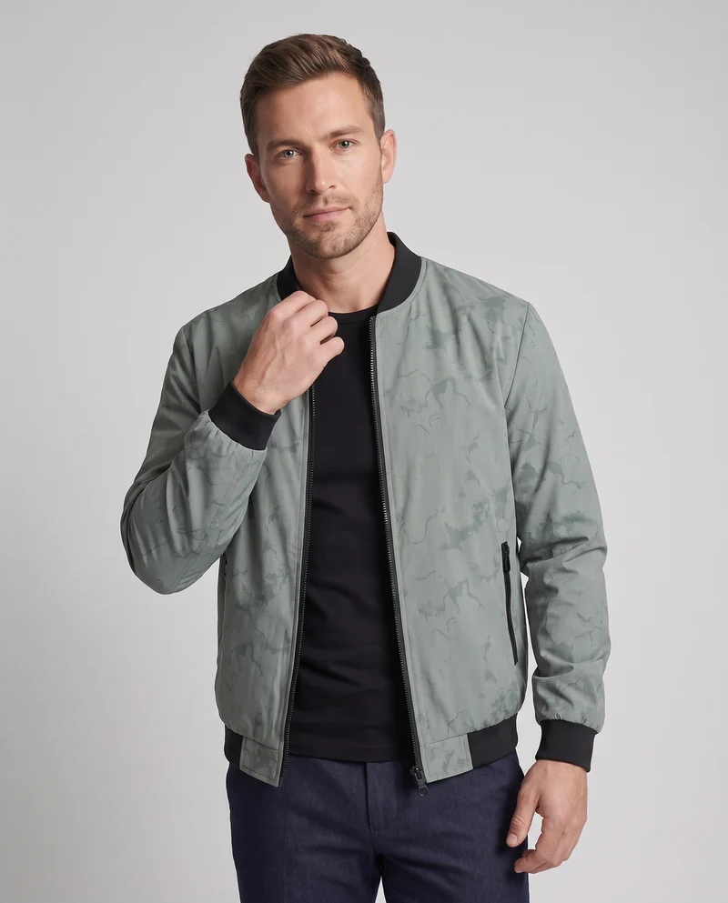 Herren Urban-leichte Windbreaker-Bomberjacke mit dezenter Camouflageprägung und kontrastierenden Rippbündchen Nord Taschen