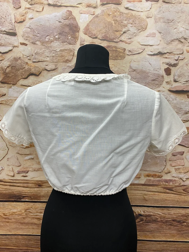 Vintage Dirndlbluse offwhite - hochgeschlossen