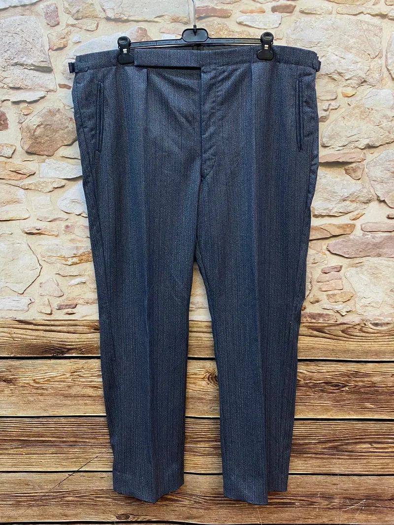 Vintage Stresemannhose Herren 62 – Dunkelblau Nadelstreifen 1990er