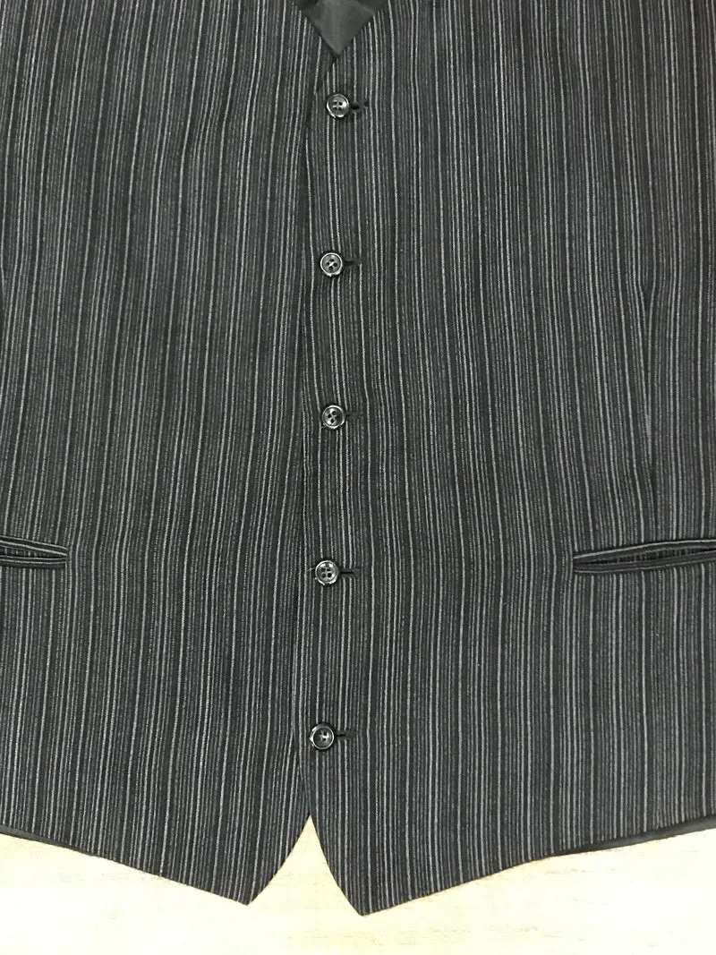Vintage Herren-Weste Größe 62 – Gestreift in Schwarz & Grau im 20er-Jahre Stil